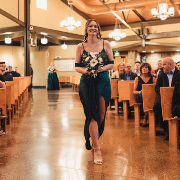 Sparkly Emerald Green Prom Foot Length Dress, Size Large - Picture 7 of 8